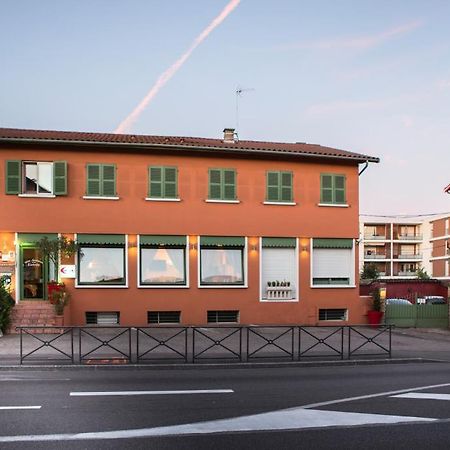 Auberge De La Vallee Francheville  외부 사진